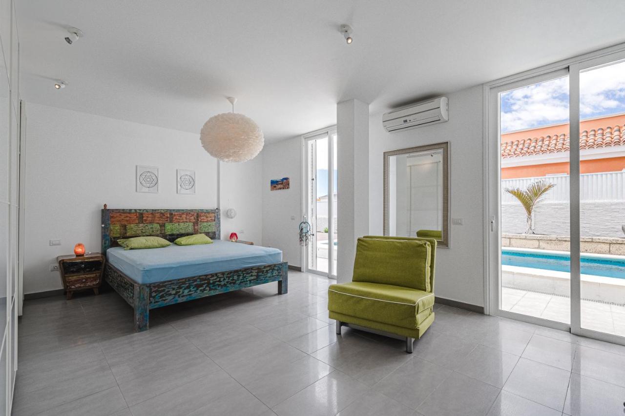 Modern 3Bdr Villa With Heated Pool 엘메다노 외부 사진